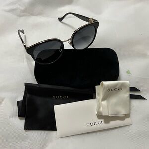 Gucci Black Cat-Eye Sunglasses